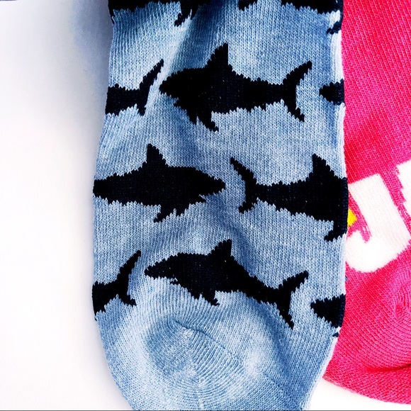🆕 Jaws Movie Womens Ankle Socks Pink Blue Tie Dye - Picture 5 of 8